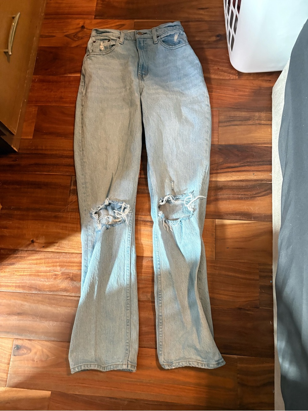 Abercrombie Curve Love ’90s Straight Ultra High Rise Jeans 26 Long (1452)